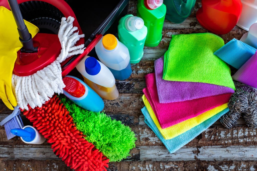 commercial cleaning solution to remove bad odors used by fineral homes
