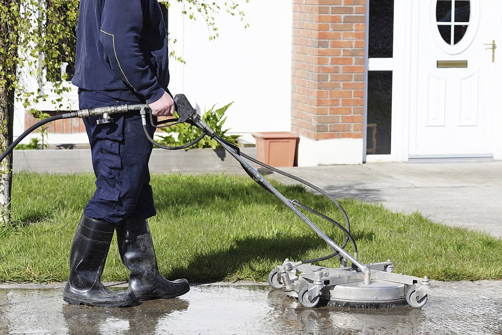 commercial driveway chemical cleaner