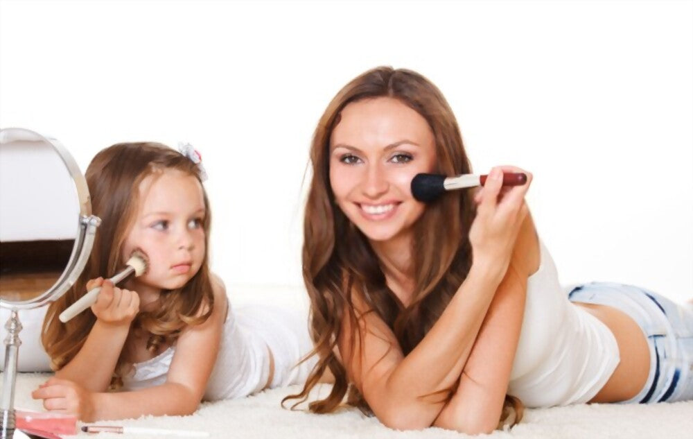 How to Get Eyeliner out of Carpet